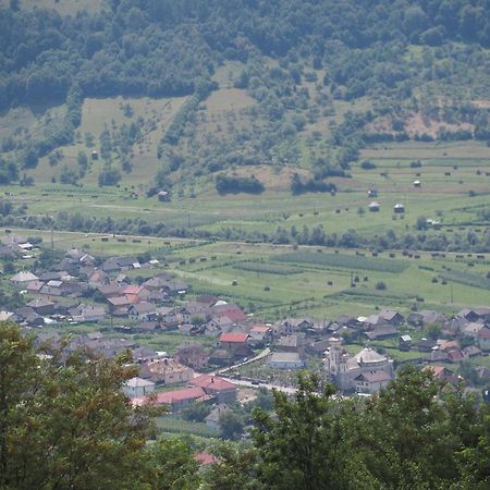 Pensiunea Sanziene Strîmtura Exteriér fotografie